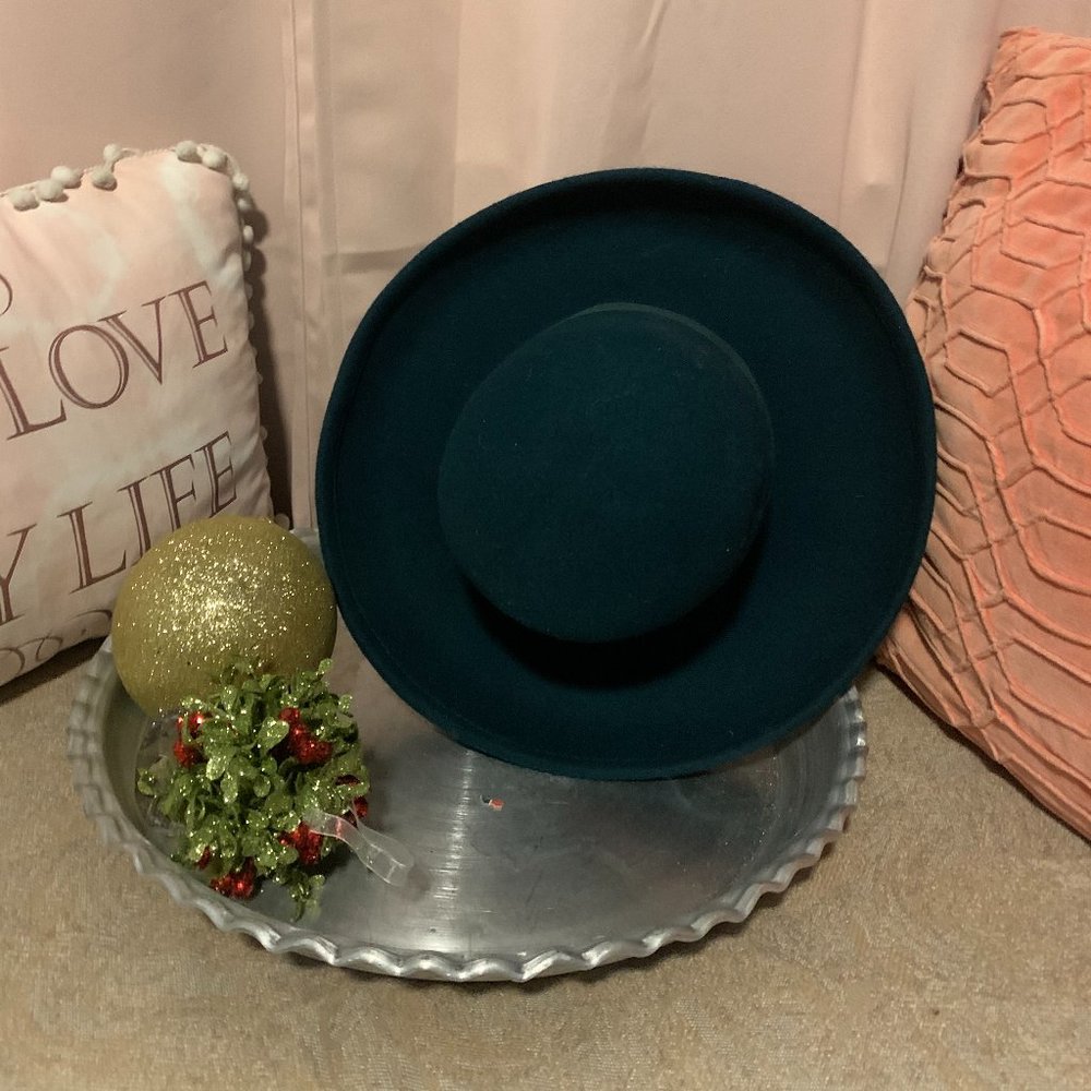 Forest emerald Green wool felt fall vintage hat